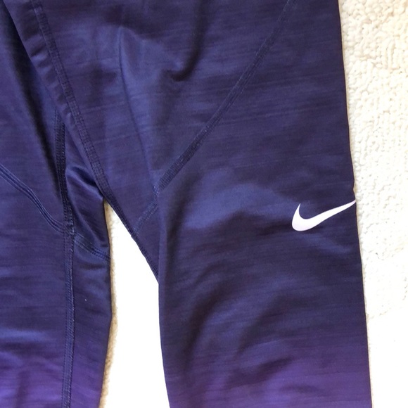 Nike Pro Leggings - Picture 2 of 4